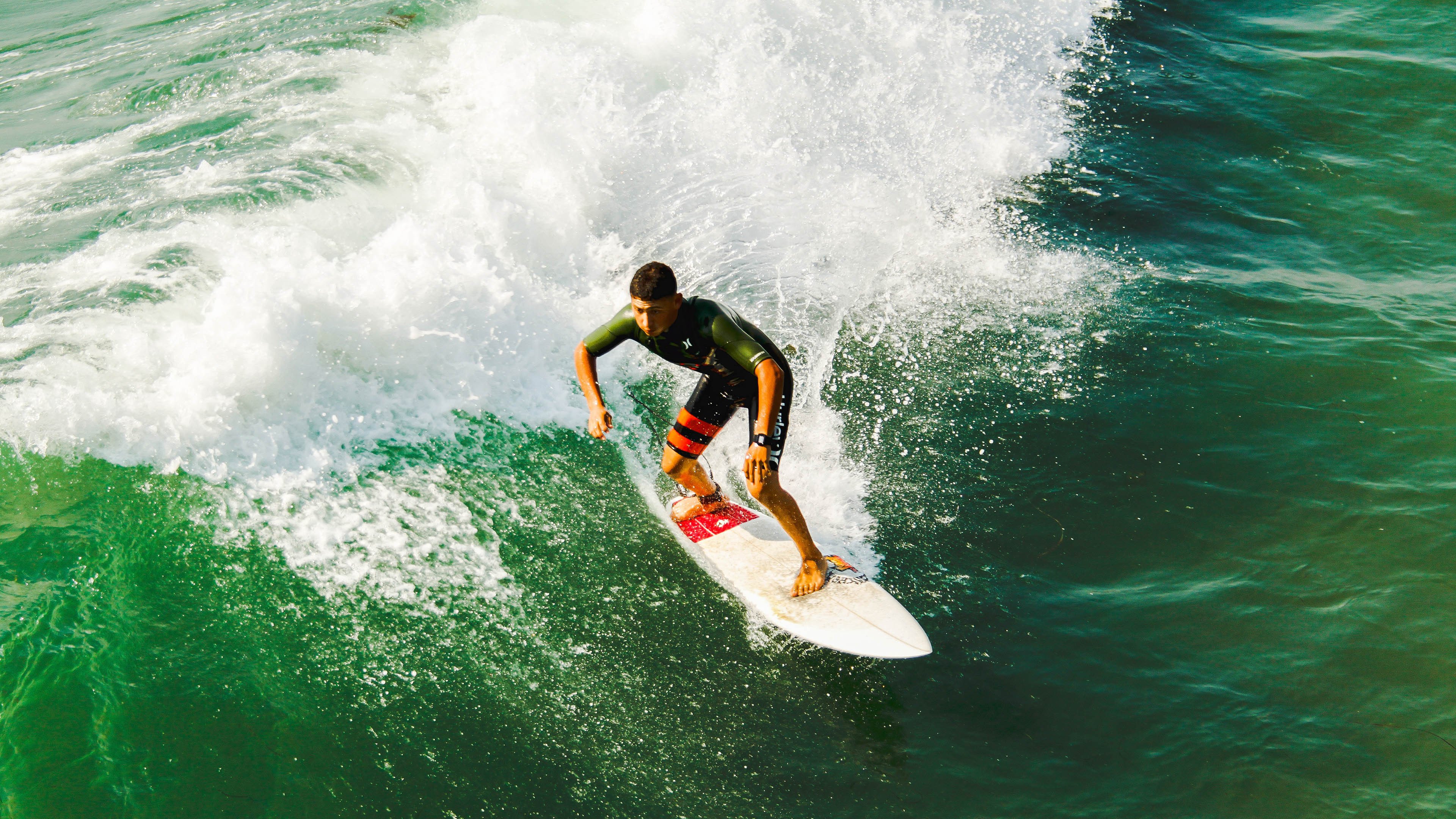 湖人队全队表现出色，轻松赢得比赛，看一下湖人队
